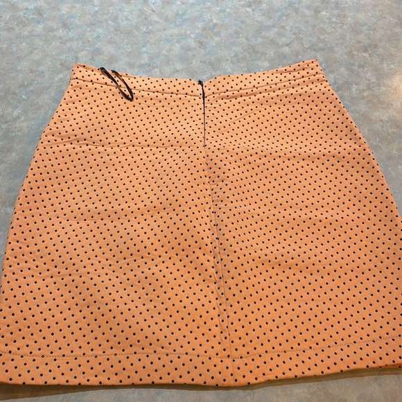 Trafaluc short polka dot skirt (sz xs) - Picture 3 of 5